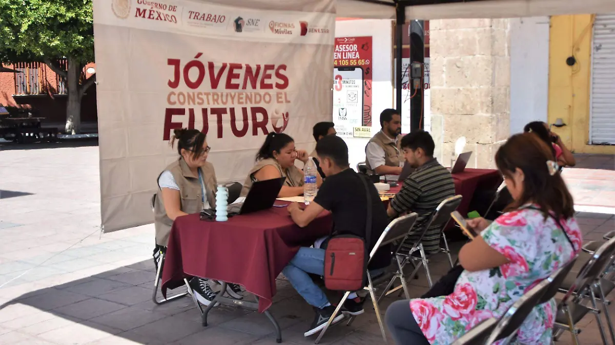 Jovenes (2)